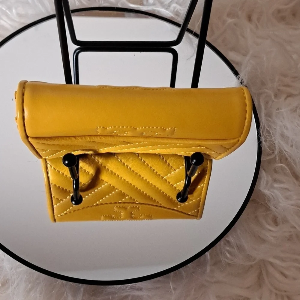 Tory Burch tory burch
